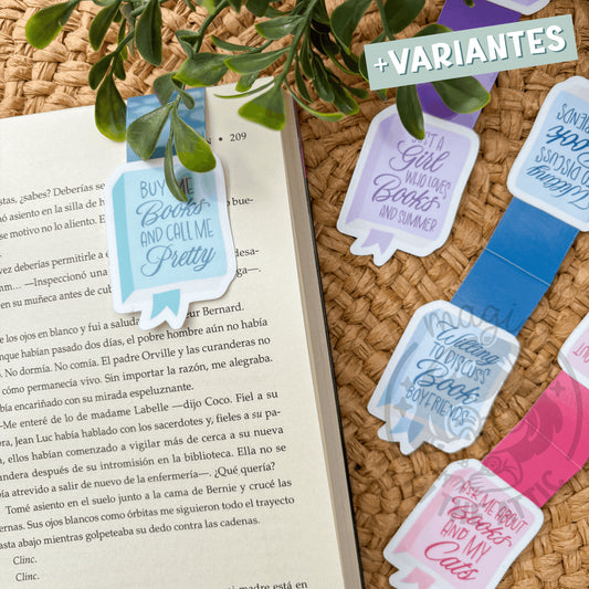 Frases lectoras
"Marcapáginas imantado con frase lectora colgado en un libro abierto